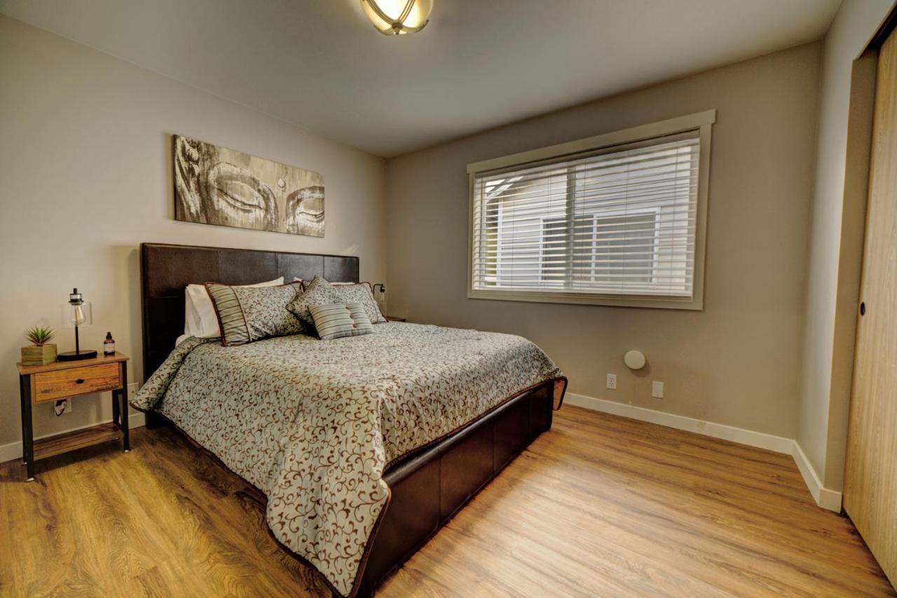 Cozy 2 Bedroom Townhouse In Northgate Сіетл Екстер'єр фото